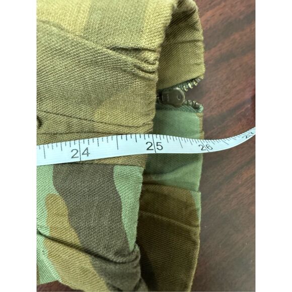 NWT Levi’s Camouflage Jet Set Taper Zipper Leg Joggers Size Small - Picture 13 of 13